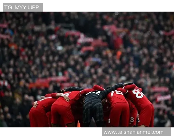 利物浦主场迎战曼城争夺英超榜首之战精彩回顾与分析 利物浦主场迎战曼城争夺英超榜首之战精彩回顾与分析